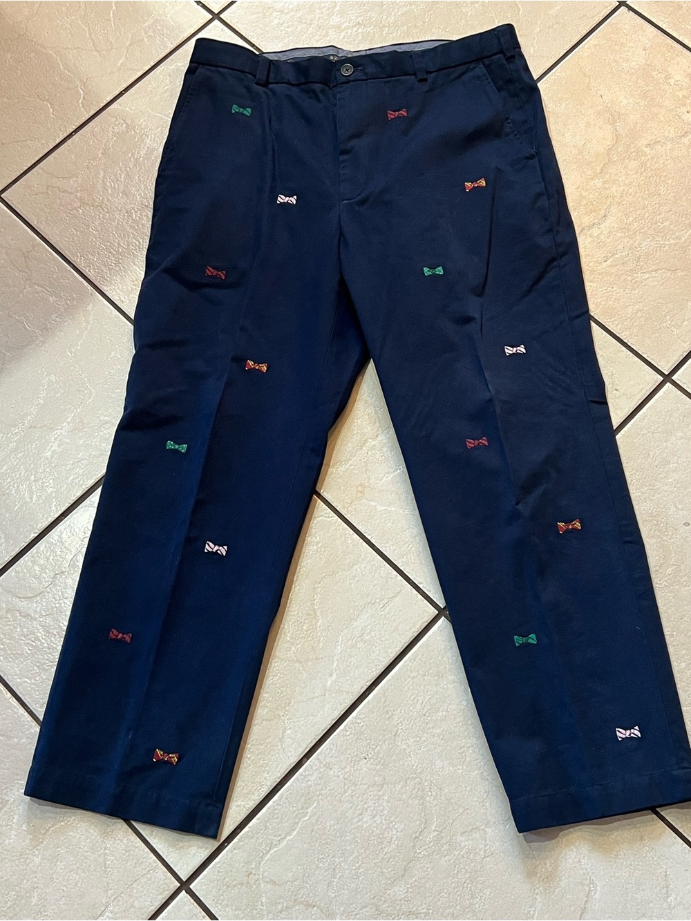 Brooks Brothers Navy Chinos with Multicolor Bow Embroidery Men’s 38/30